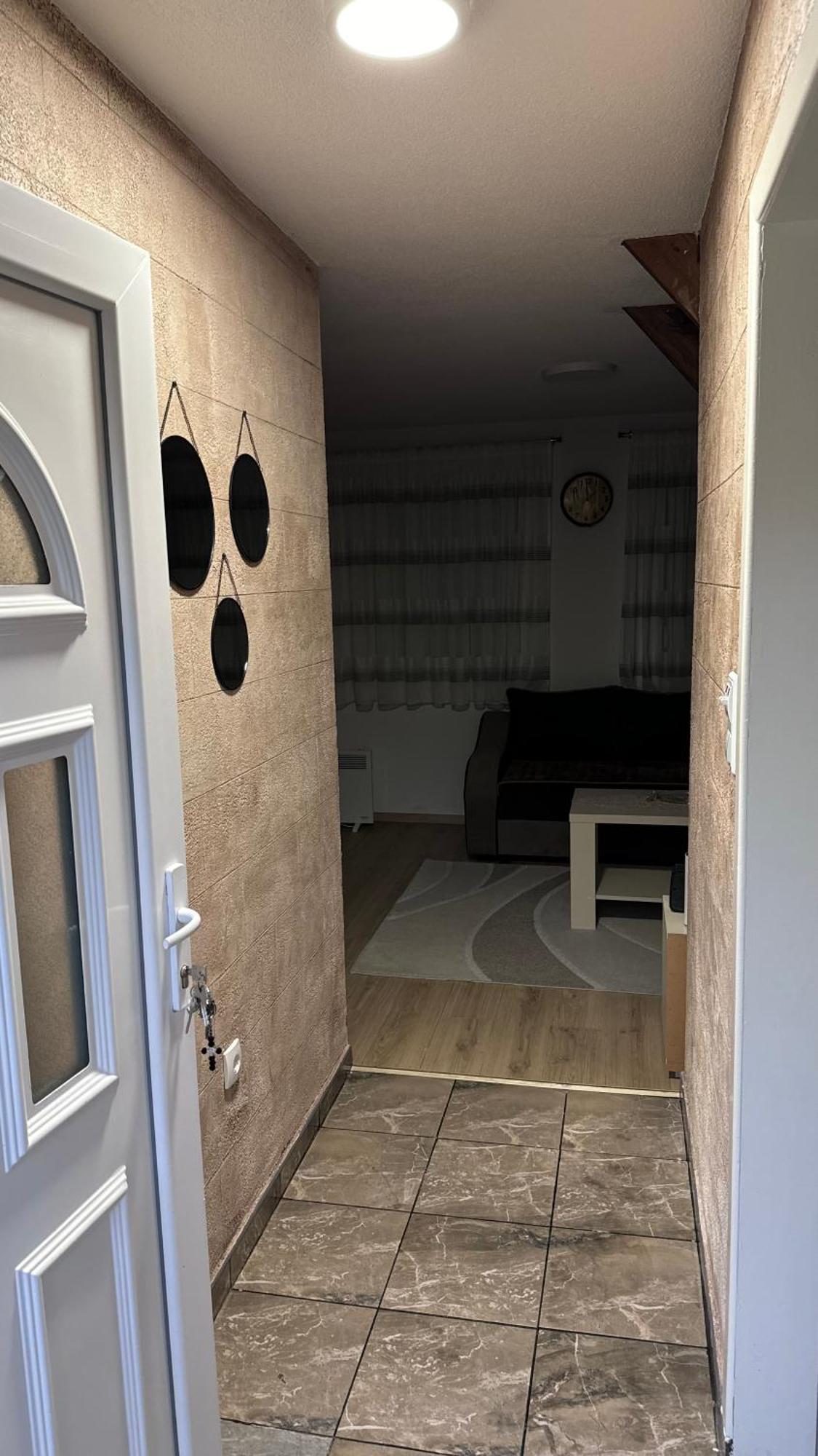 Vikendice Ana Holiday home *