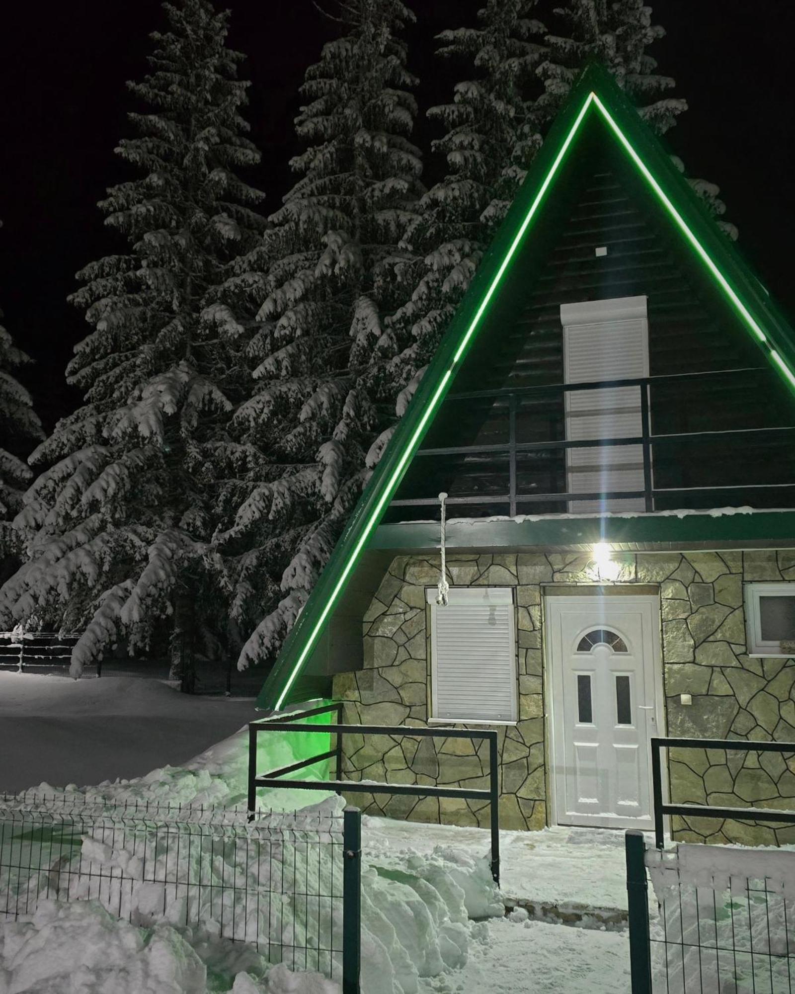 Vikendice Ana *